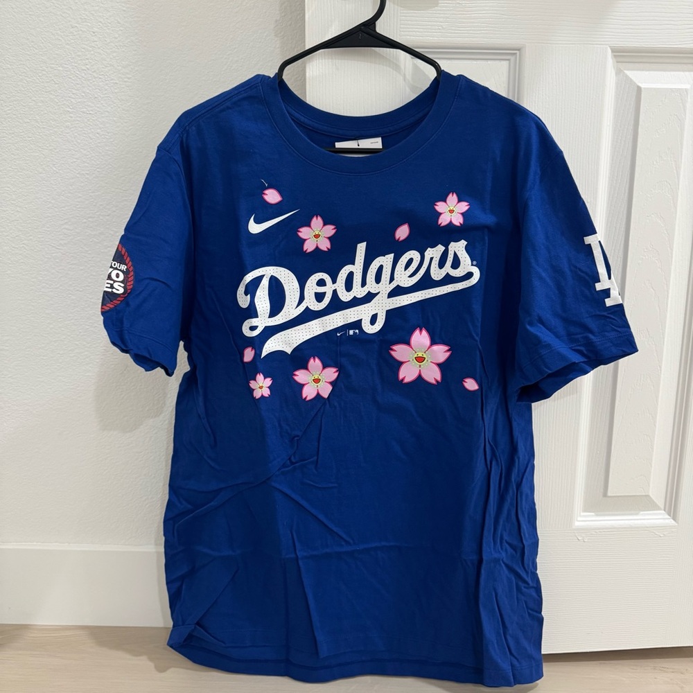 Nike - Takashi Murakami + MLB Yamamoto Dodgers SS Tee - Blue - NWT - Picture 7 of 10